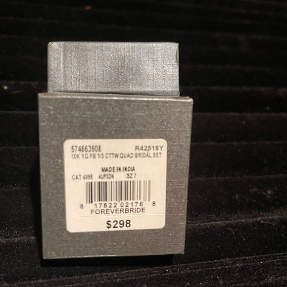 Women’s weeding ring set size 7 - Picture 6 of 6